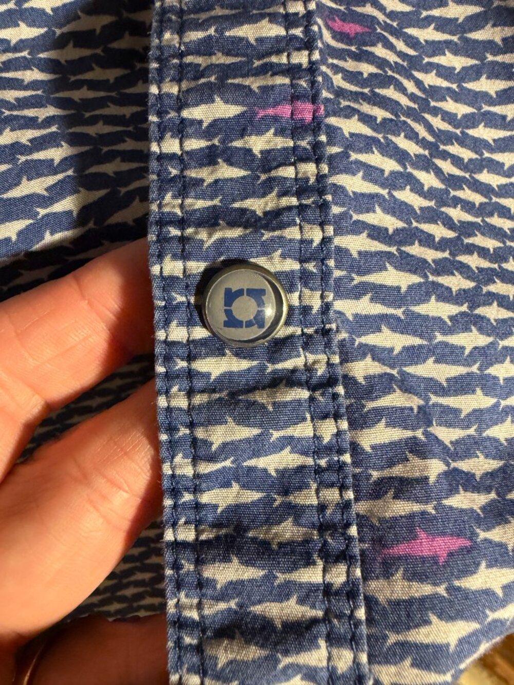 Kenneth Cole Reaction Men's Short Sleeve Button Down Blue/Gray Shark Shirt Sz M - Picture 5 of 11